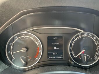 Škoda octavia RS 2.0 tsi 220 kW - 10