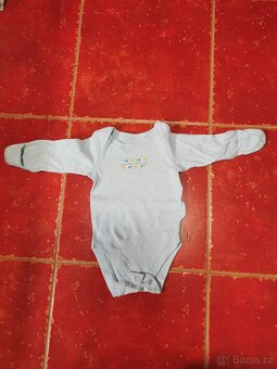 Kojenecké oblečení - trička, dupačky, polodupačky, svetříky - 10