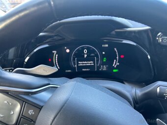 Lexus NX 450 + hybrid 2024. 11. měsíc - 10