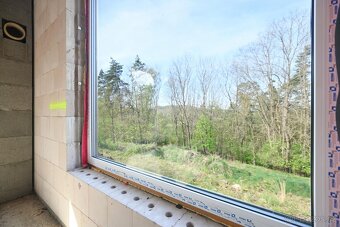 Prodej hrubé stavby 5+kk, zahrada 1272 m2, Praha východ - St - 10