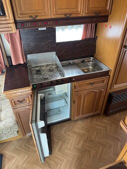 Karavan Hobby Prestige - Doklady - 10