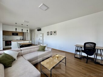 Pronájem bytu 2+kk 58 m2, Zlín, ev.č. N08210 - 10