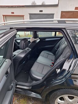 Mercedes Benz C220 CDI - 10