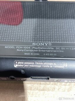 PS VITA PCH-1004 OLED displej -folia +8GB - 10