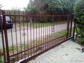 samonosná brána , křídlová brána  , branka , plotové pole - 10