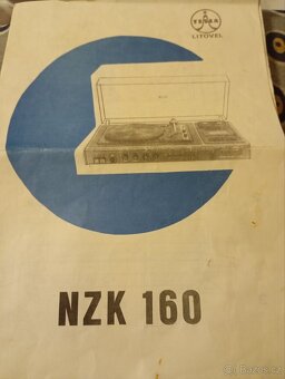 Prodám gramofon s kazeťákem - 10