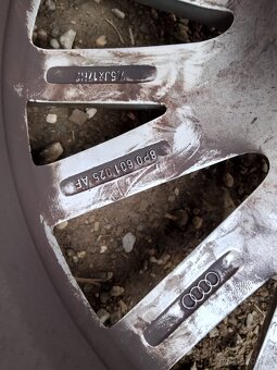 ALU AUDI originál 7,5x17 ET56 + letní 225/45/17 - 10