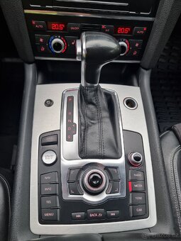 AUDI Q7 3.0tdi, 180kw, 8mi rychlostní - 10