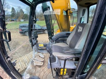Prodám rýpadlo JCB JS 220 (25 tun) v TOP stavu 5950 MTH - 10