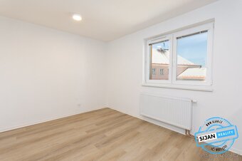 Pronájem bytu 2+kk, 36 m2 - Opava - Jaktař, ev.č. 00572 - 10