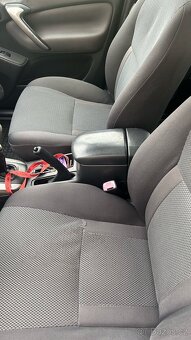 Toyota Rav4 D4D 2.0 tdi 4x4 - 10