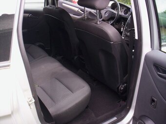 Mercedes-Benz B180 i - 10