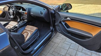 Audi A5 3.0TDi exclusive - 10