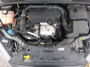 Ford Focus Combi 1.0 EB, 92 kW, TZ, vyhř. sedadla+sklo - 10