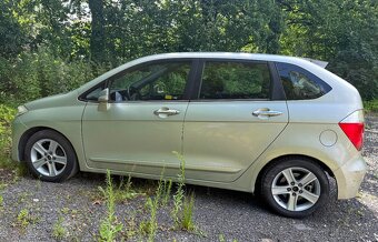 Honda FR-V 2.2 I-CTDI 103kw ČR původ,tažné,servisovaná - 10