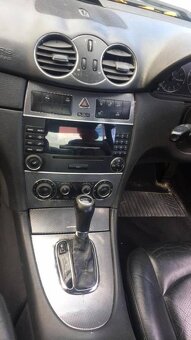 Mercedes benz CLK W209 320i 160kw - 10