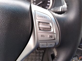 NISSAN NAVARA NP300 2.3 dCi 4WD DOUBLE CAB - 10