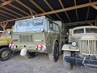 Tatra 813 Kolos - 10