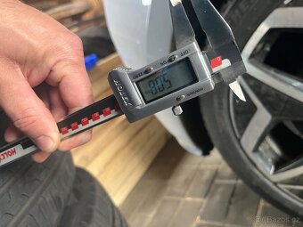ID3-originální Alu letní sada, 215/50 R19 - 10