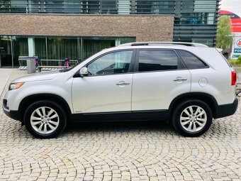 Kia Sorento 2.2D 4x4 MANUÁL VÝHŘEV 1.MAJITEL PANORAMA - 10