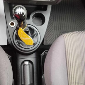 Ford Fusion 1,4i - 10