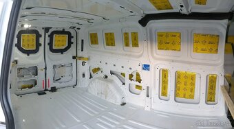 Obytná dodávka Ford Transit Custom 2.2, 92 kW, 2014 - 10
