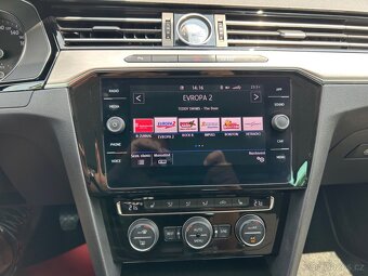 Volkswagen Passat Variant, 2.0 TDI HIGHLINE/ČR/1.MAJ/DPH - 10