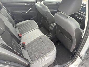 Škoda Fabia 1.0Tsi,70kw,STYLE,ČR,DPH,1.majitel,tažné - 10