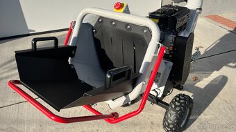 Benzínový štiepkovač dřeva LUMAG RAMBO-HC10PRO - 10