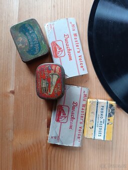 Torzo gramofonu - 10