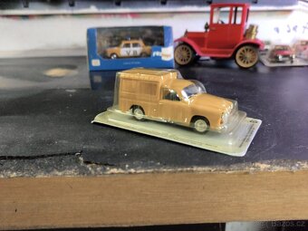 Modely autíček wartburk - 10
