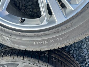 Audi Q7 alu kola 21” - 10