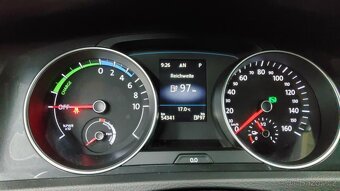 Volkswagen Golf VII e-Golf 2.majitel servisní kniha DPH - 10