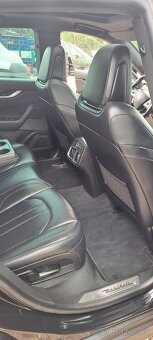 Maserati Levante 3.0 D V6 202kW 4x4 PANORAMA - 10