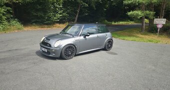 Mini Cooper JCW R53 - 10