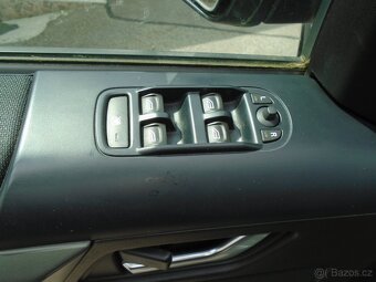 Land Rover Freelander 2 2.2 4DT 112kW 4x4 - 10
