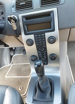 Volvo C30 2.0 100kw - 10