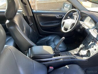 Volvo XC70 2,5D automatická převodovka, 2002 černé - 10