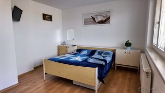 PRODEJ -Rodinný dům se zahradou a garáží – Lednice na Moravě - 10