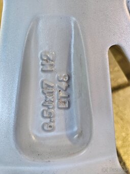 5x100 17 6,5J ET48 orig. Seat Arona vč. let. pneu 205 55 17 - 10