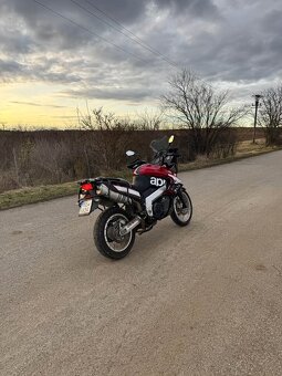 Aprilia ETV 1000 Caponord - 10