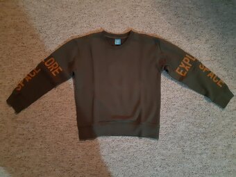 CHLAPECKÁ MIKINA VEL.134-140 - 10