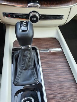 Predám Volvo XC60 D5 - 10