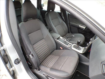 Volvo V50 1,6 D - 10