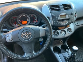 Toyota rav4 2.2D - 10