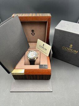 Corum, model Worldtimer Legend, original hodinky - 10