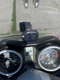 Yamaha x max 250 - 10