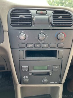 VOLVO S40 Sedan 2.0T 121KW 2000 / KLIMATIZACE / NOVÁ STK - 10