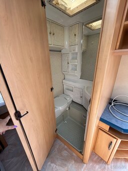 Prodám karavan Hobby de luxe - 10