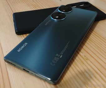 Honor 70 5G-6,7"OLED 120Hz,8x2,5Ghz,8/256GB54+50+2Mpx - 10